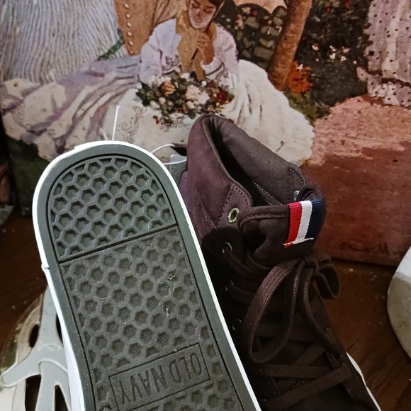 👟 👟 Navy Faux Suede Hightop Sneakers 👟 👞NWT!Dark Brown,Nice🎁Gift. 👟 👞 - Picture 7 of 12